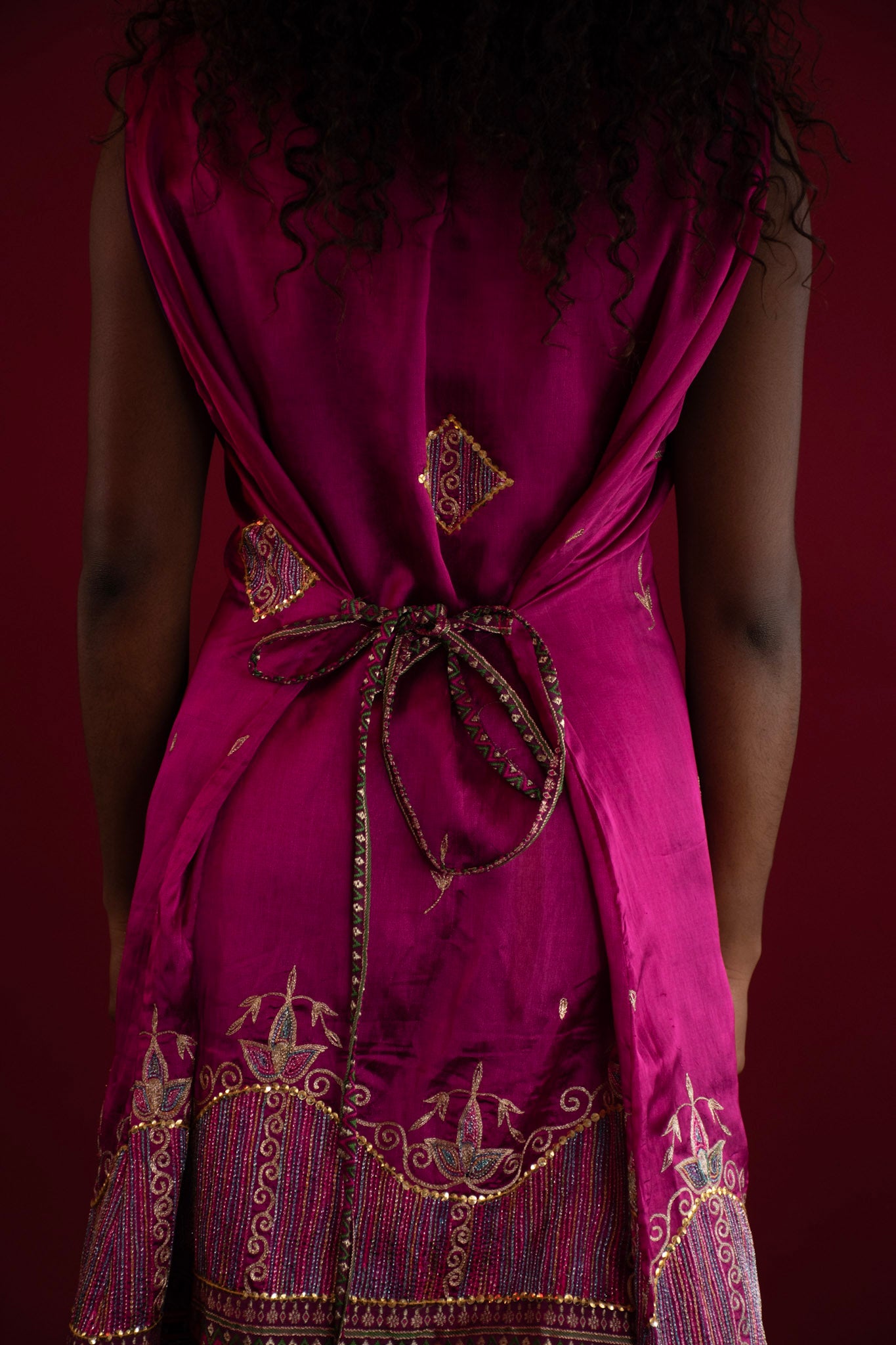 The Sari Shift 6/6